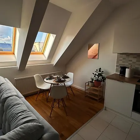 Apartment Downtown D21 *