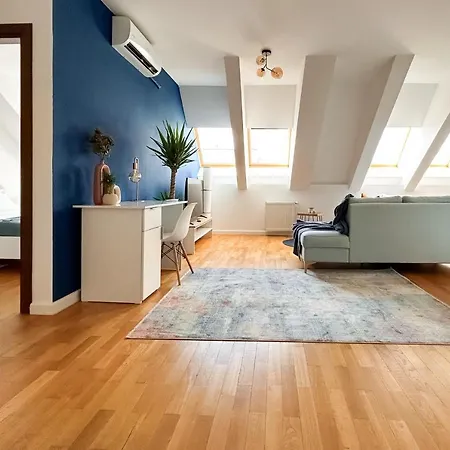 Apartment Downtown D21 *